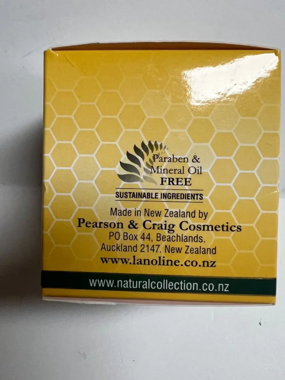 Lanoline Manuka Honey Age Defying Eye Cream Crème Kiwi Fruit Vitamin E Hydrates